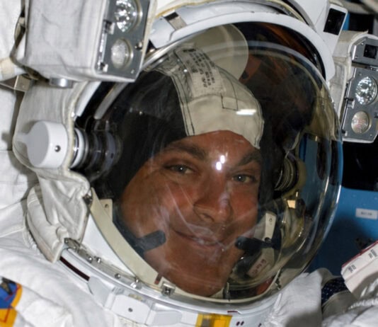 NASA EVA Suit Keeps Astronauts Alive for Exactly 8 Hours — Here’s How