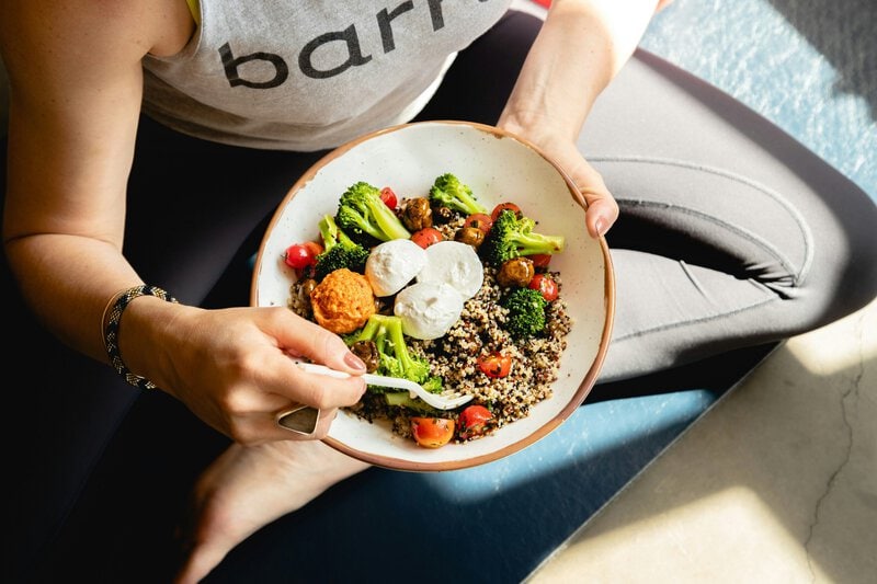 4 Weeks on a Fiber-Rich Diet Measurably Lowers Biological Age, Study Finds