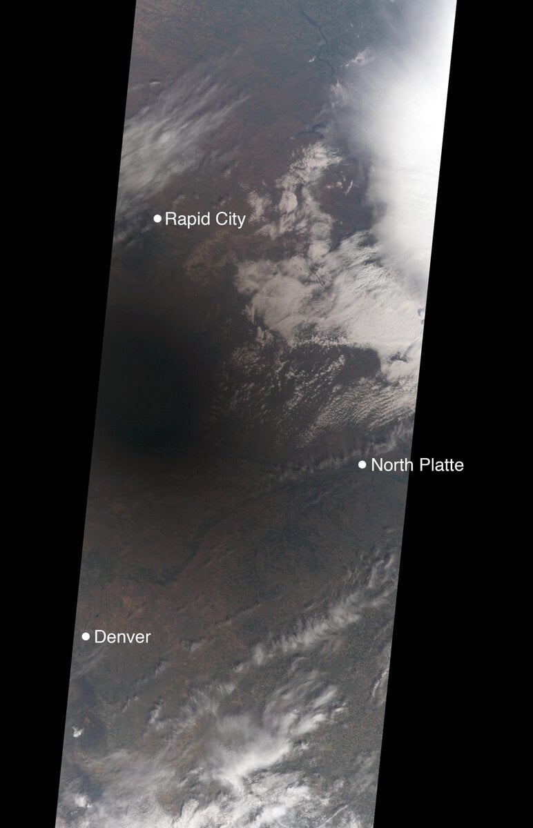 Eclipse Shadow Tops 5,000 MPH Over the Arctic — Here’s Why You Can’t Outrun It