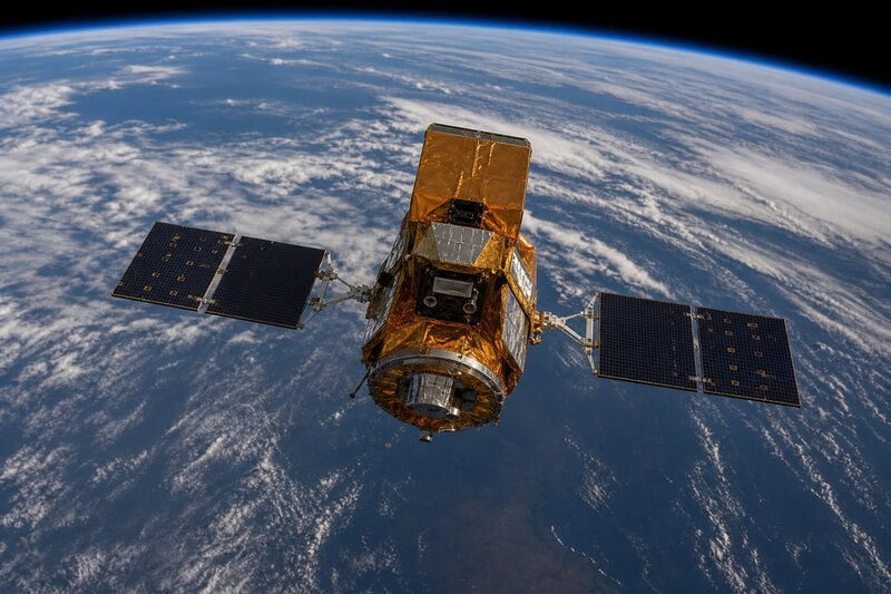 NASA’s Swift Detected 1,000+ Gamma-Ray Bursts — Now Its Orbit Is Falling